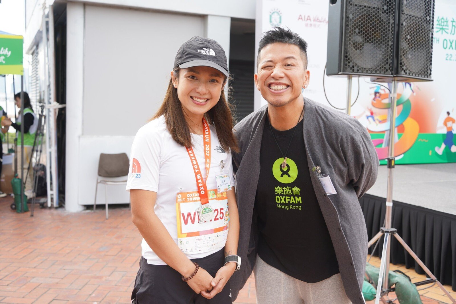One of Oxfam’s long-time supporters and ambassadors, Chui Chi-long (Siu Fay) and Event Ambassador, Vivi Cheung, made a special appearance to cheer on the participants.